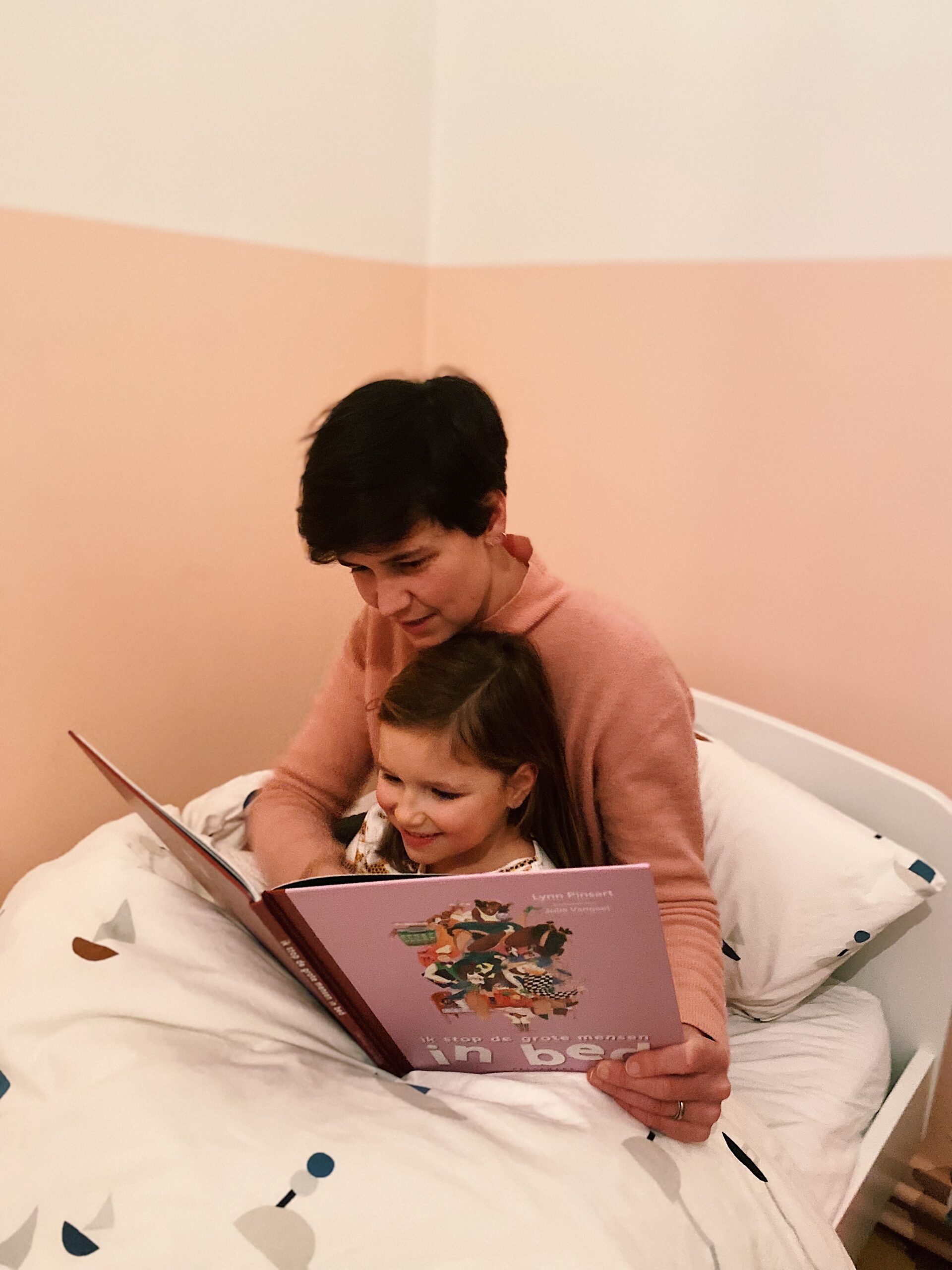 Processed with VSCO with c1 preset Ik stop de grote mensen in bed | Voorlezen aan kleuters